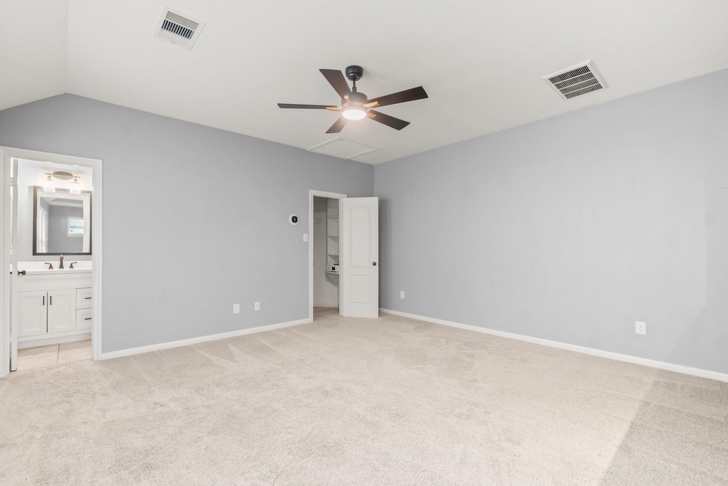 113 Logan Pass Court - Photo 12