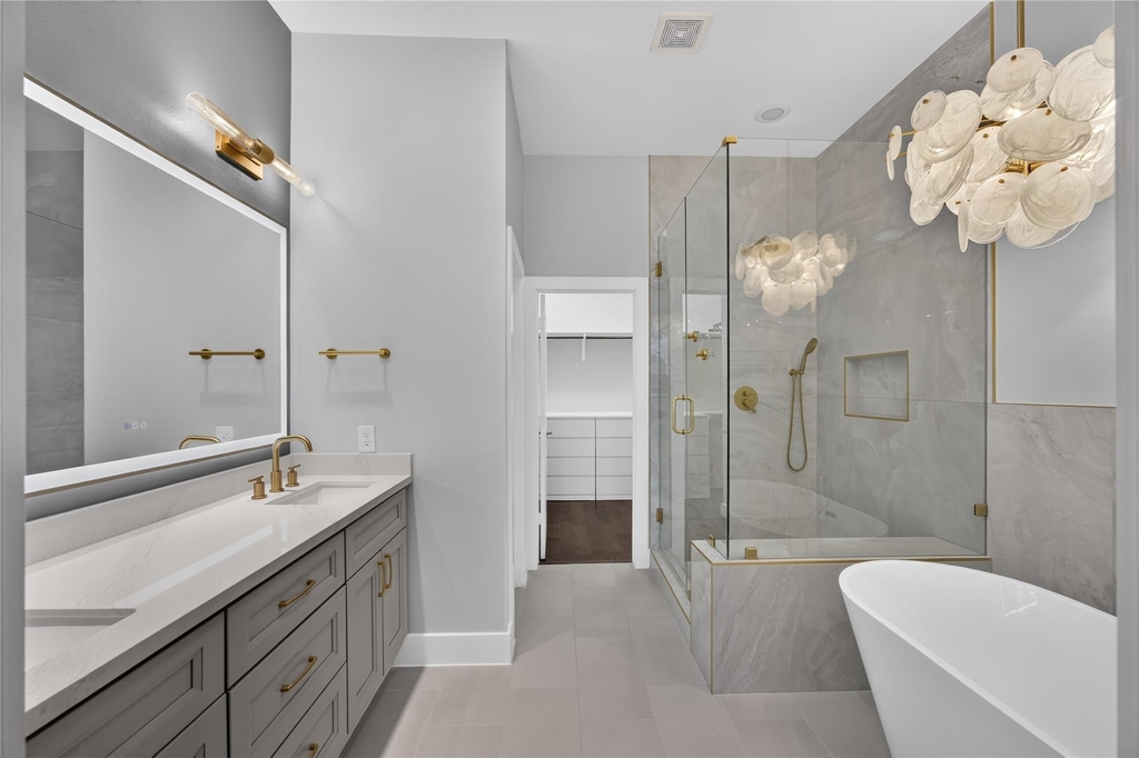 8806 Hollister Square Court - Photo 14