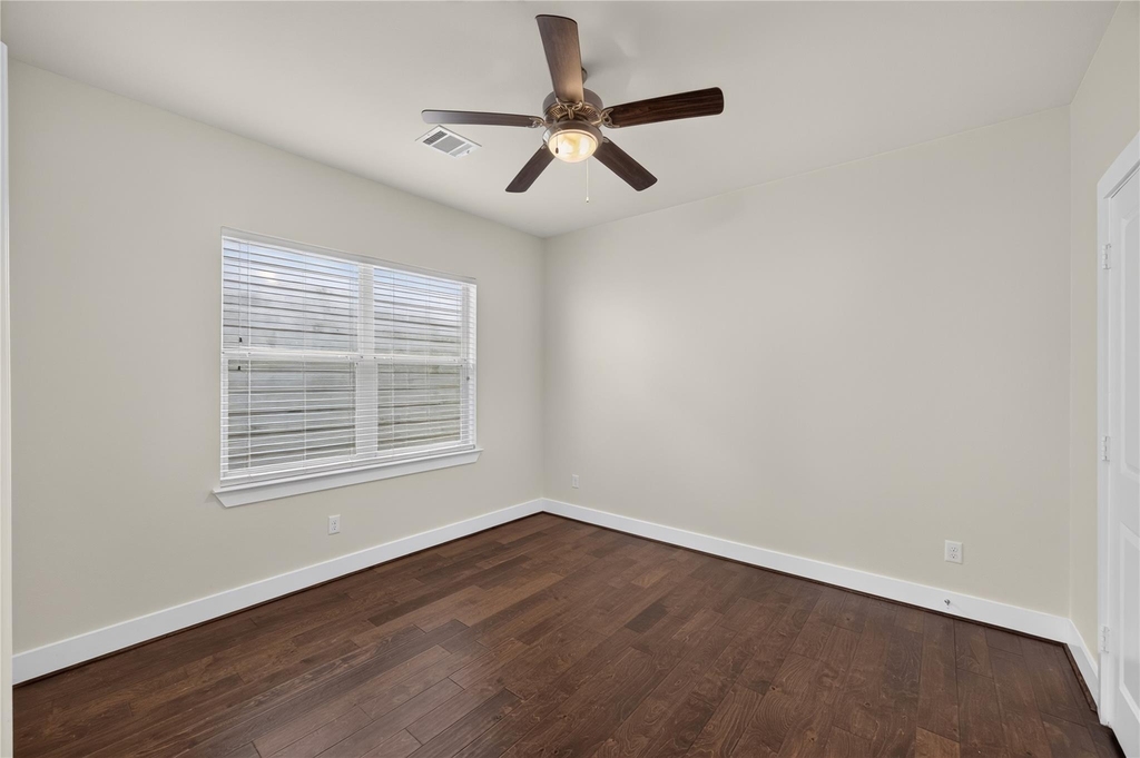 8806 Hollister Square Court - Photo 11