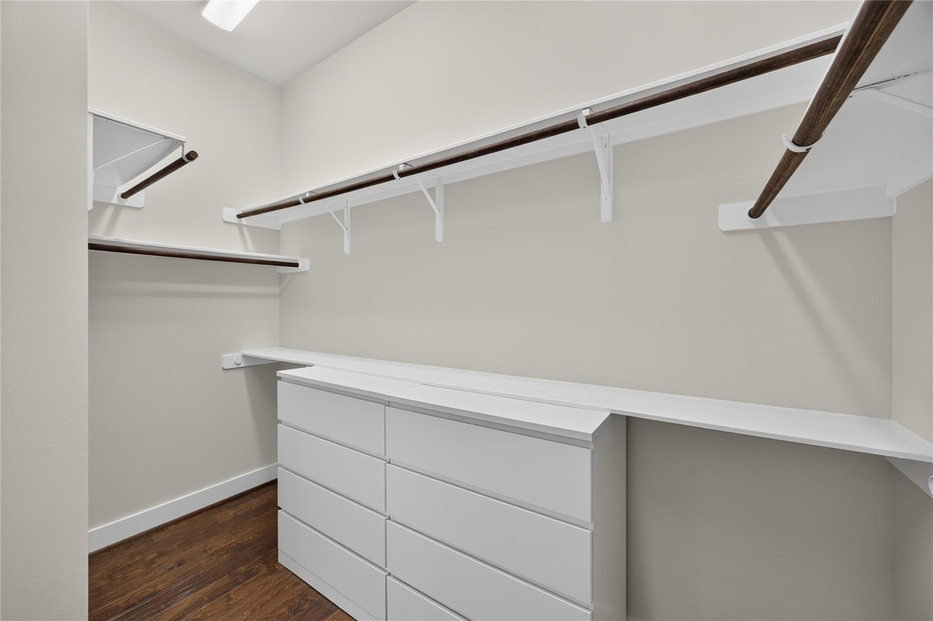 8806 Hollister Square Court - Photo 16