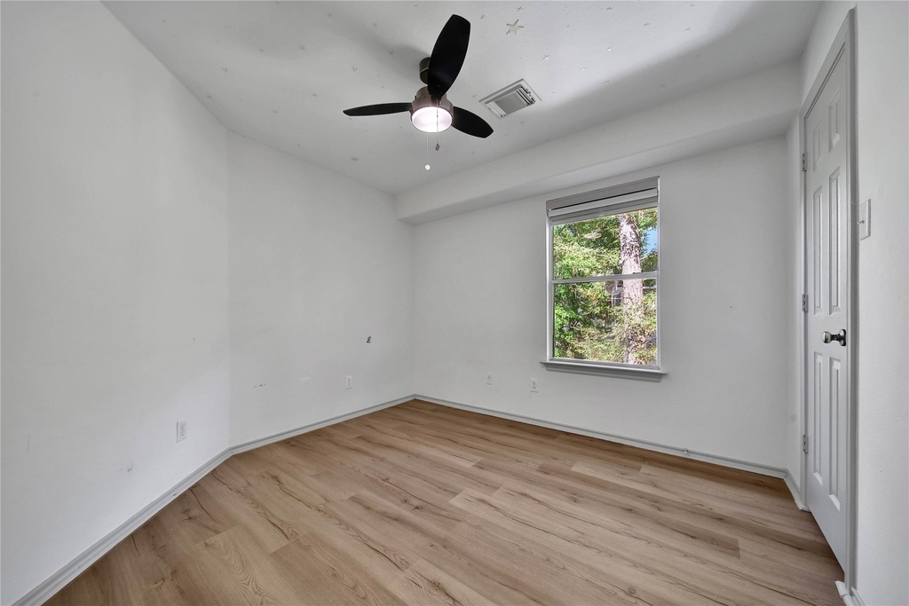 26 Peachridge Place - Photo 16