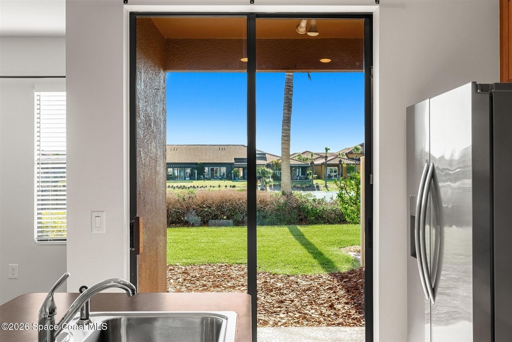 737 Ventura Drive - Photo 6