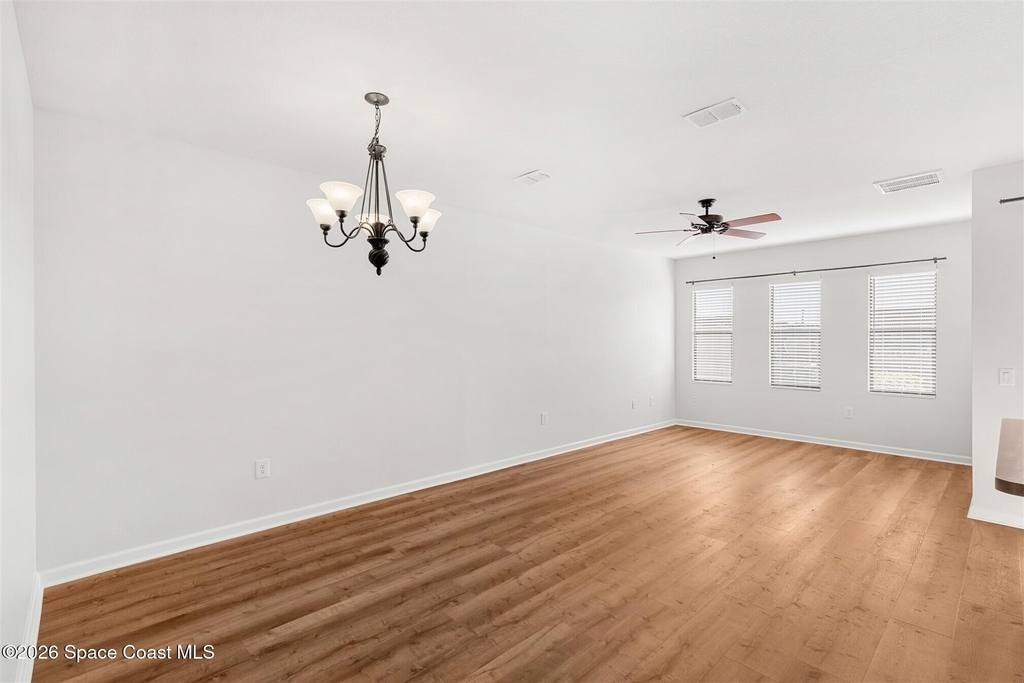737 Ventura Drive - Photo 4