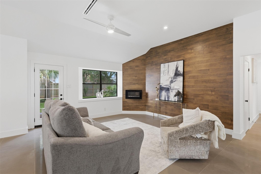 12523 Honeywood Trail - Photo 6