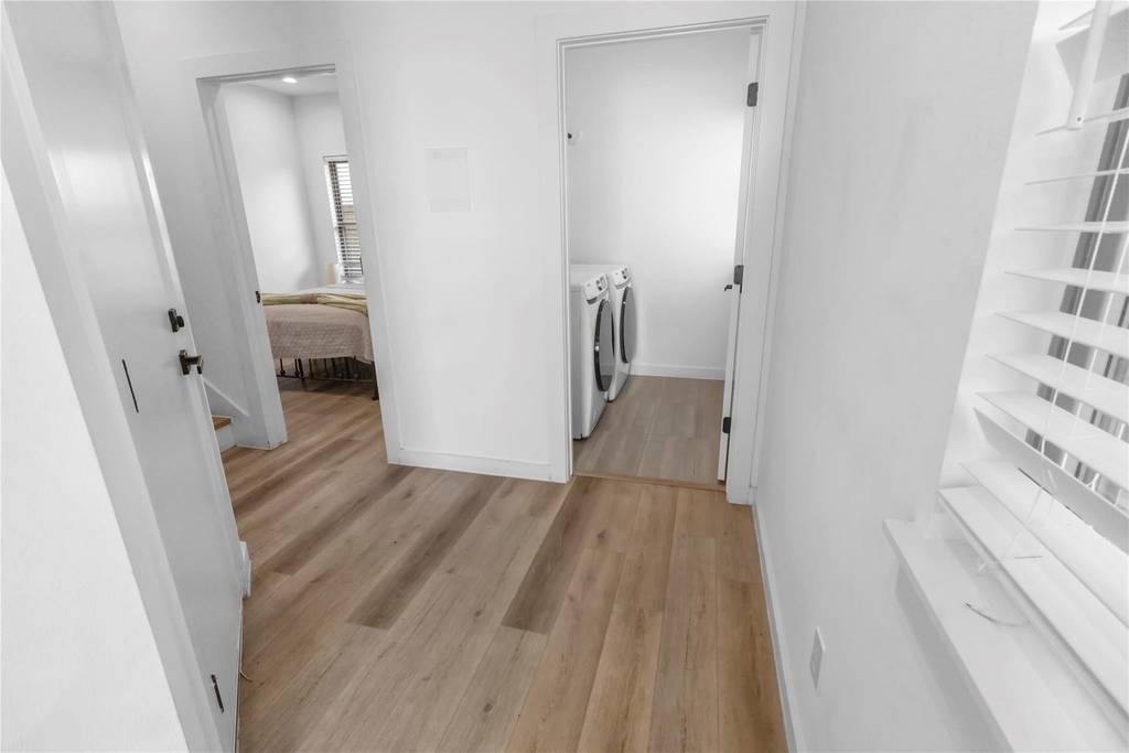 6742 Peerless Street - Photo 3