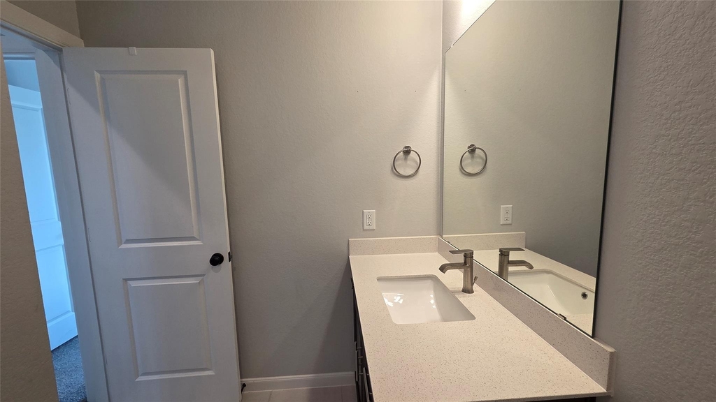 1550 Park Path Drive - Photo 25