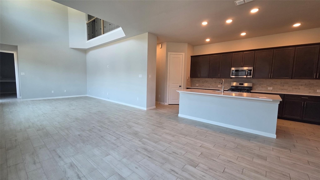 1550 Park Path Drive - Photo 9