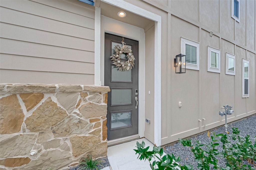 3121 Cloud Forest Lane - Photo 2