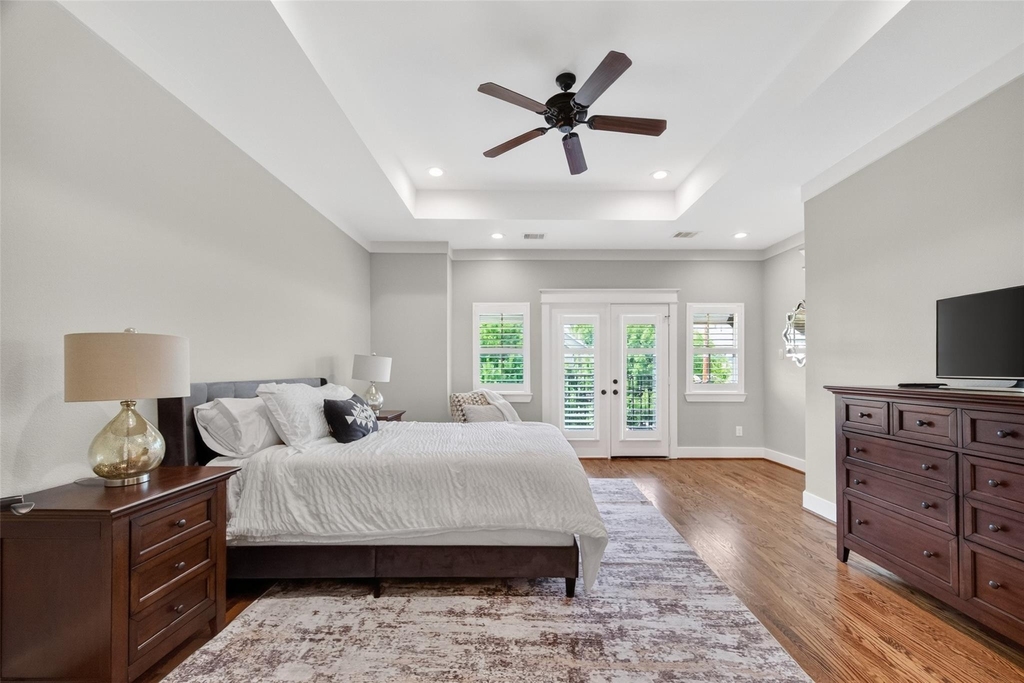 1102 W 15th Street - Photo 27