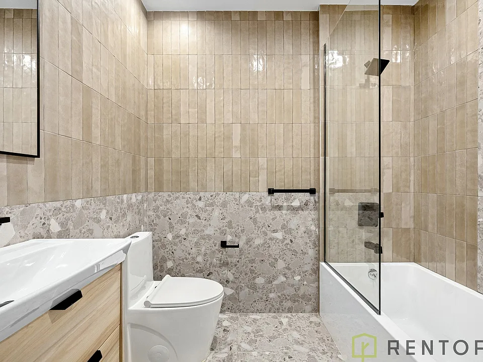 22 Frost Street # 403 - Photo 4