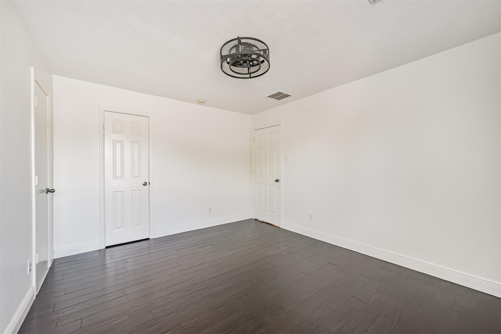 8330 Kerrington Glen Drive - Photo 15