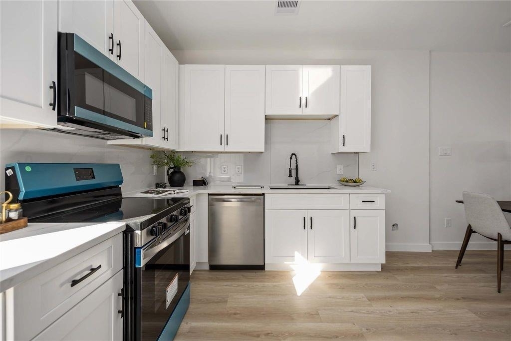 7215 Sandra St - Photo 14