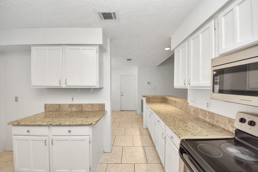 7627 Shoshone Drive - Photo 17