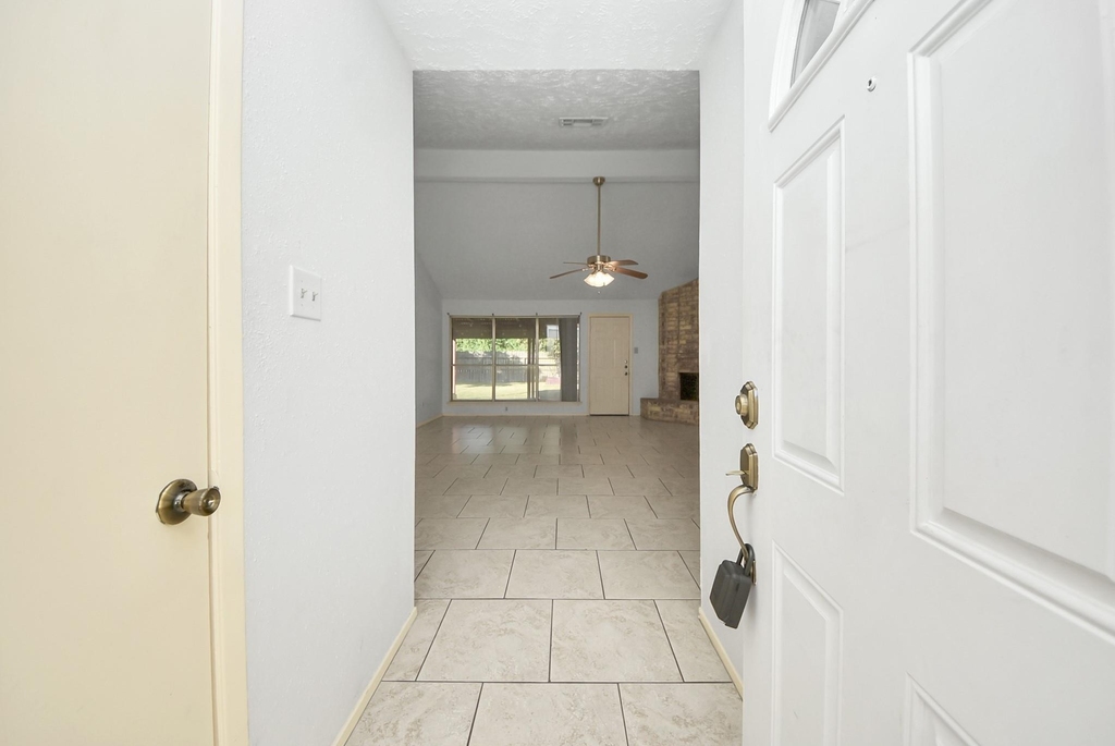 7627 Shoshone Drive - Photo 4