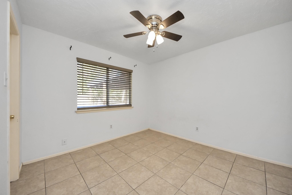 7627 Shoshone Drive - Photo 32