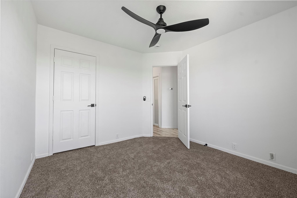 16879 Mammoth Springs Drive - Photo 12