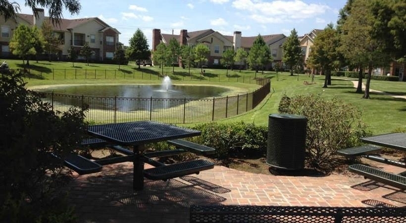 3102 W Bay Area Boulevard - Photo 11