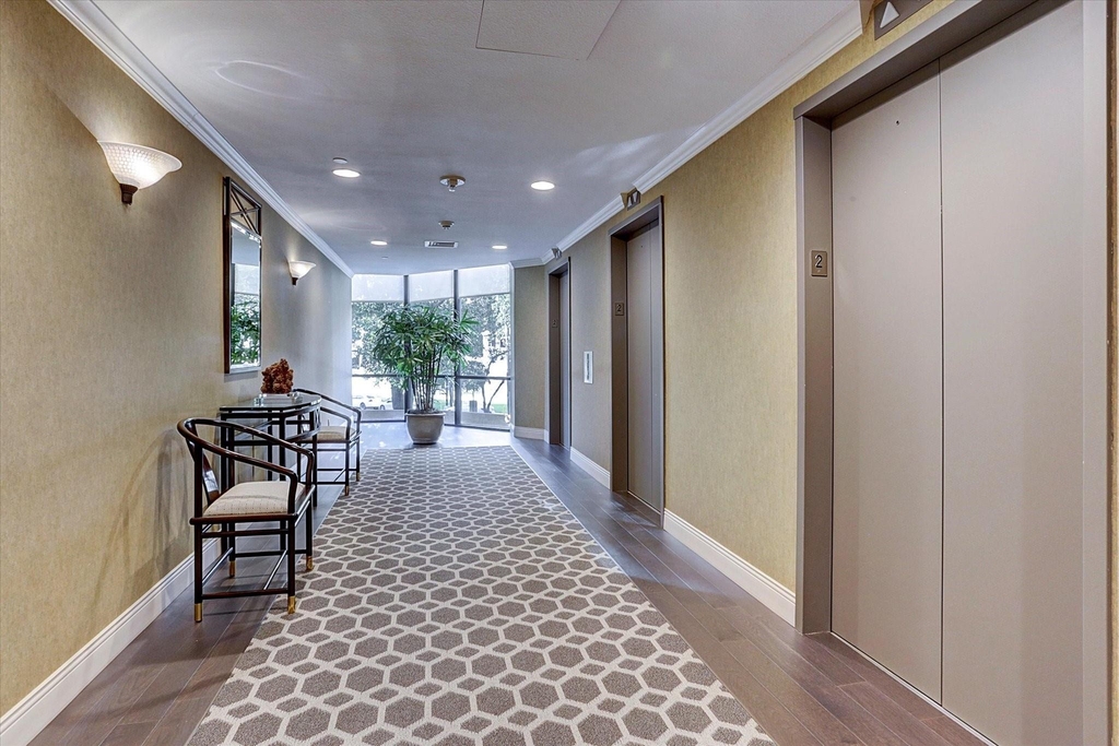 14 Greenway Plaza - Photo 33