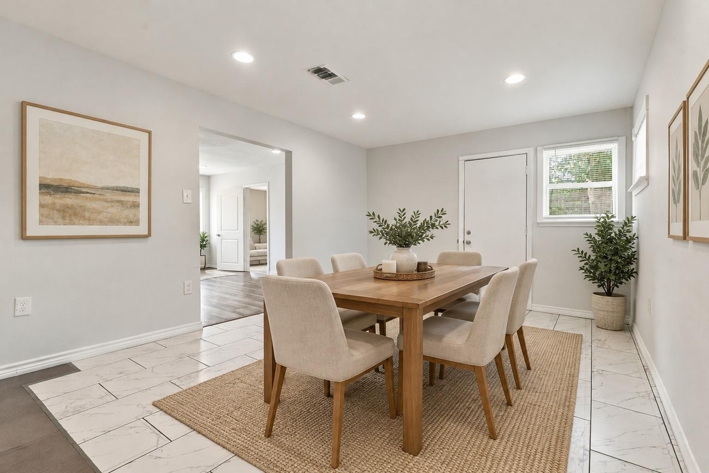5635 Belarbor Street - Photo 4