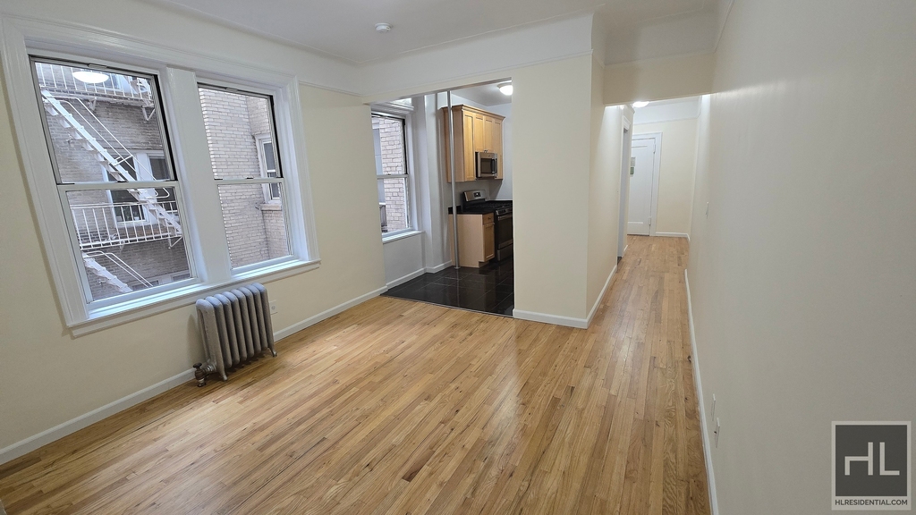 West 13 Street - Photo 0