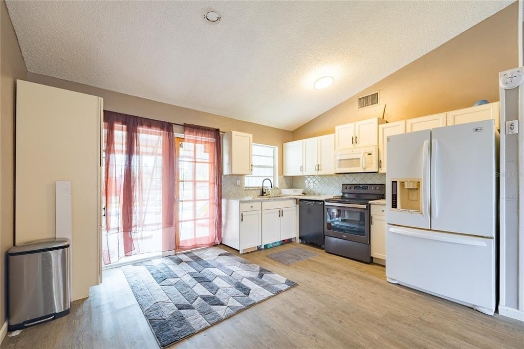 7250 Fullerton Court - Photo 4