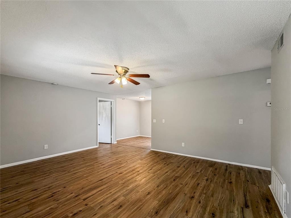 690 Lilac Road - Photo 4