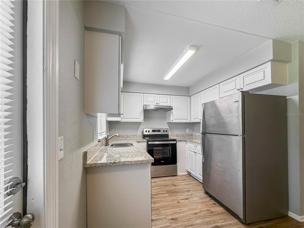 690 Lilac Road - Photo 5