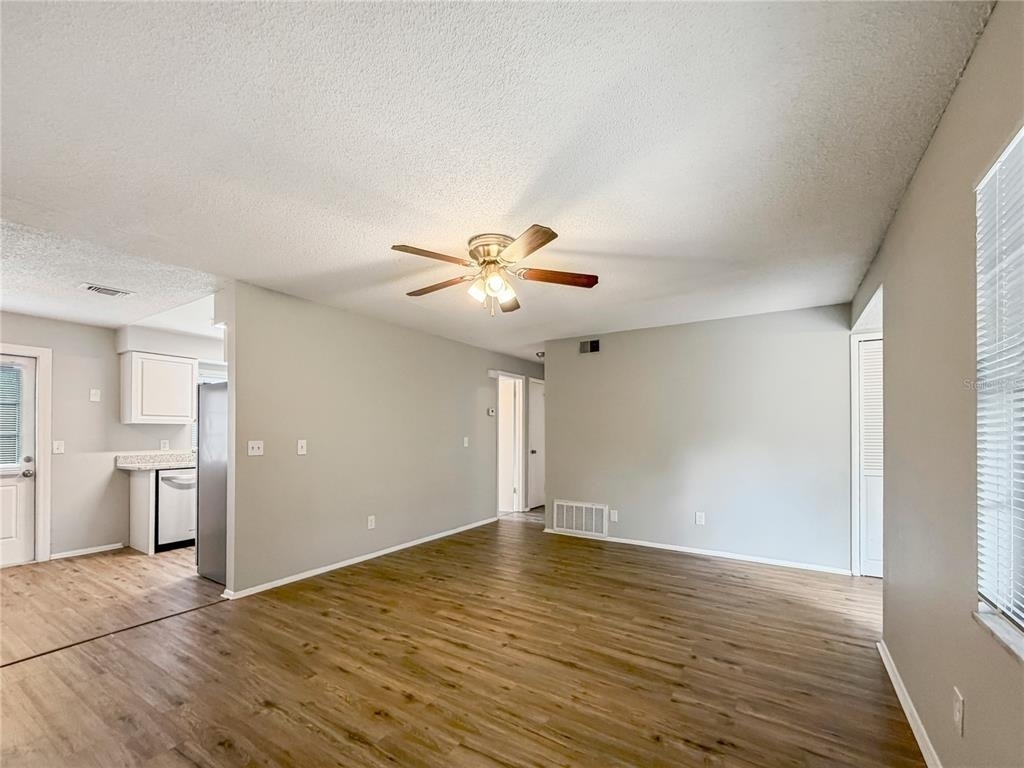 690 Lilac Road - Photo 3