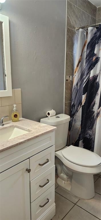 1422 E Seneca Avenue - Photo 8