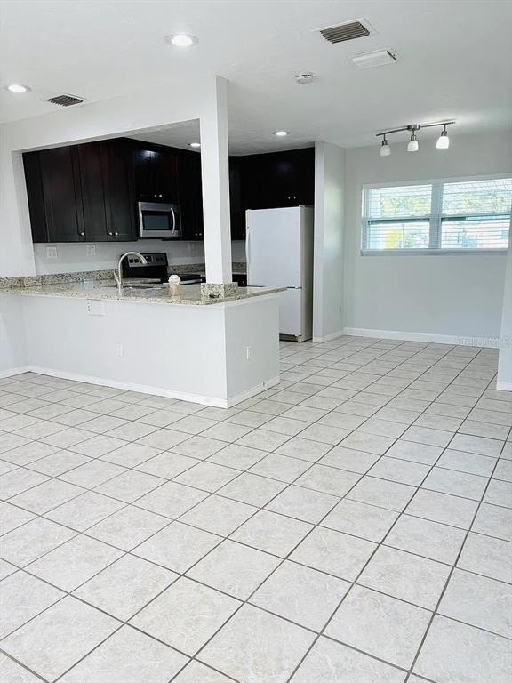 130 43rd Avenue Ne - Photo 4
