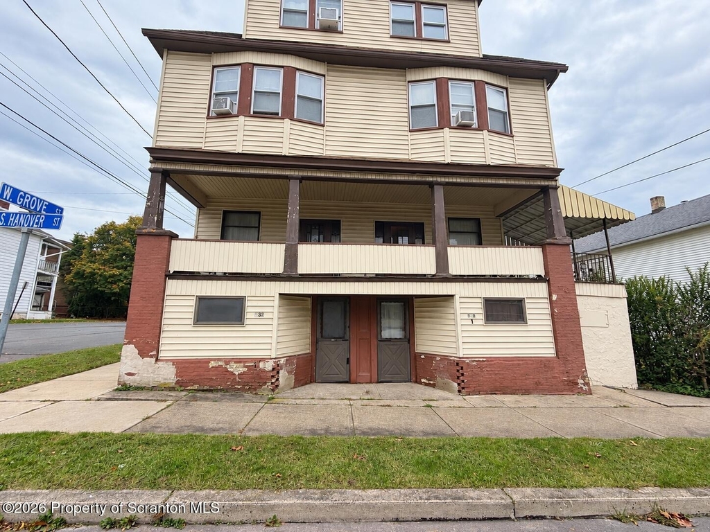 930 S Hanover Street - Photo 0