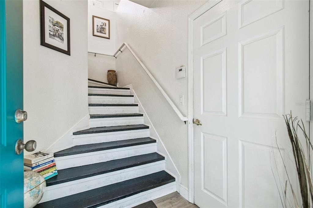 1627 Hammocks Avenue - Photo 4