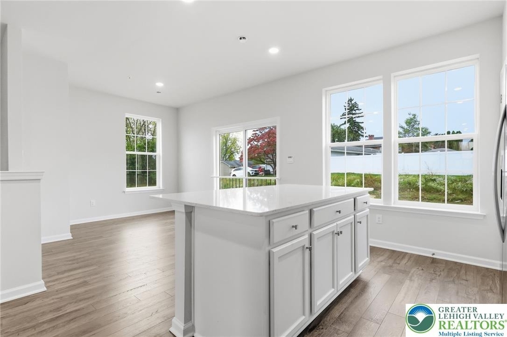 1074 Meadowlark Drive - Photo 11