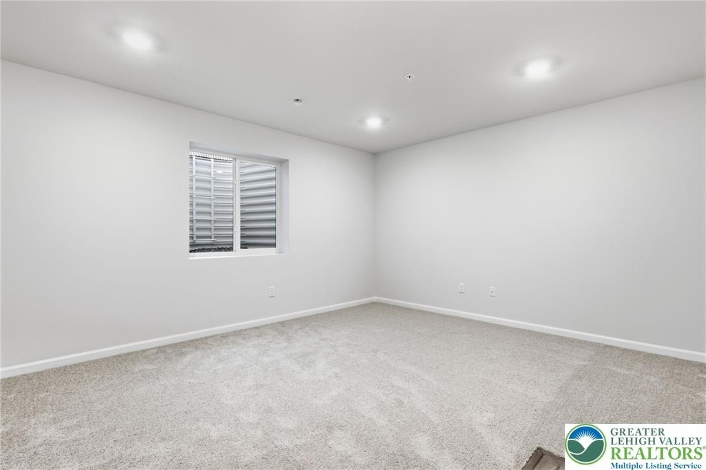 1074 Meadowlark Drive - Photo 28