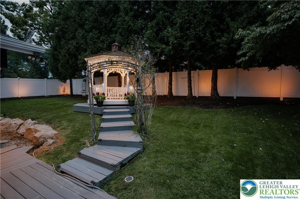 2210 Greenwood Road - Photo 59