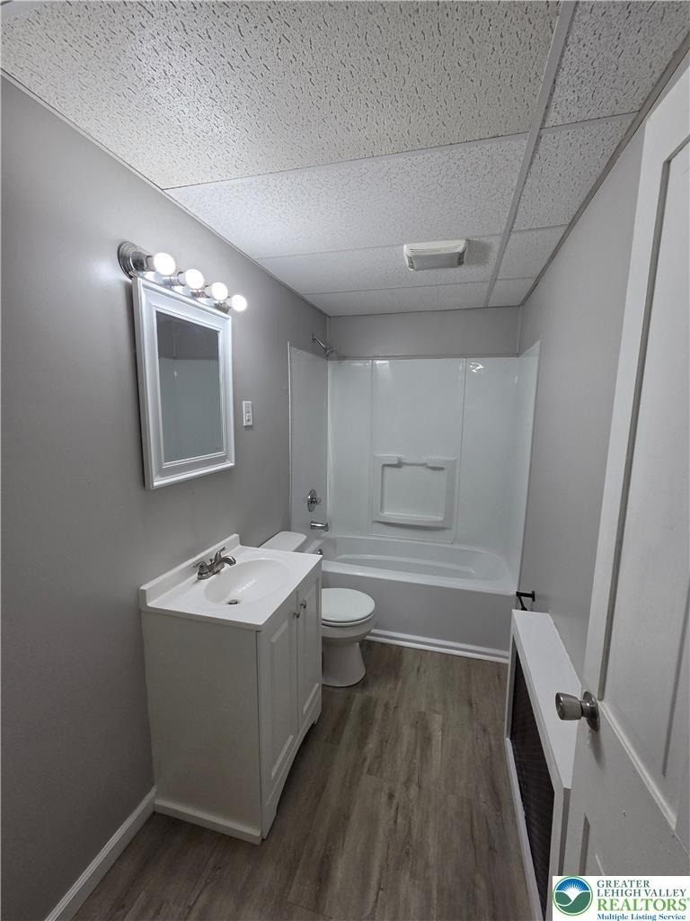 632 E 5th Street - Photo 6