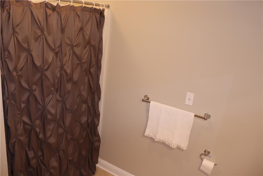 1785 Chateau Place - Photo 17