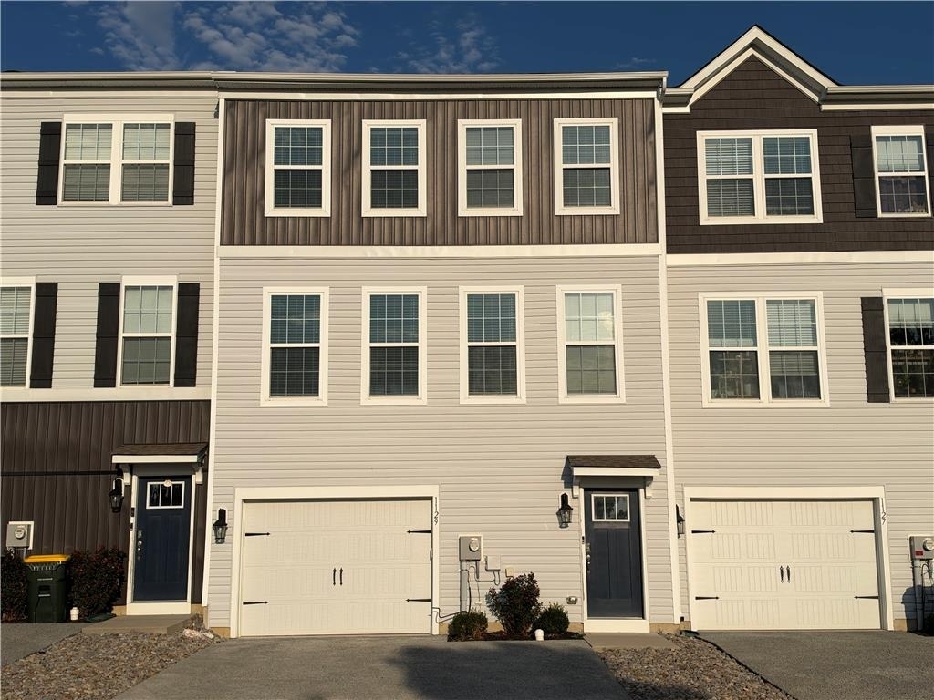 1129 Turnstone Drive - Photo 0