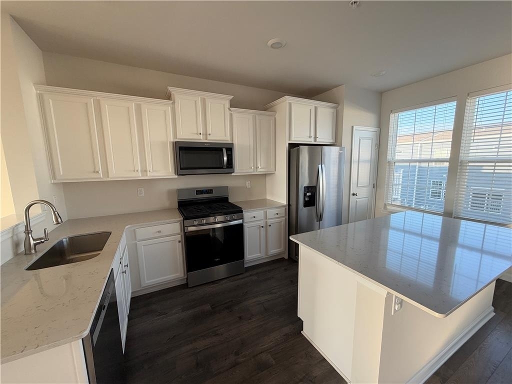 1129 Turnstone Drive - Photo 3