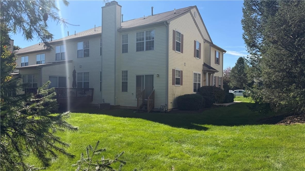 8100 Cross Creek Circle W - Photo 3