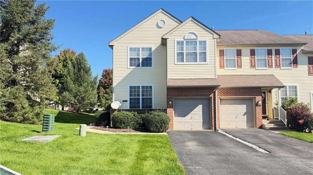 8100 Cross Creek Circle W - Photo 1