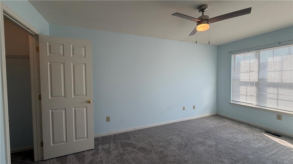 8100 Cross Creek Circle W - Photo 23