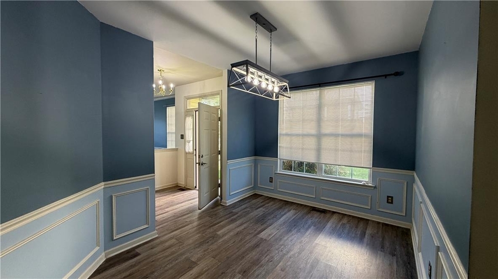 8100 Cross Creek Circle W - Photo 13