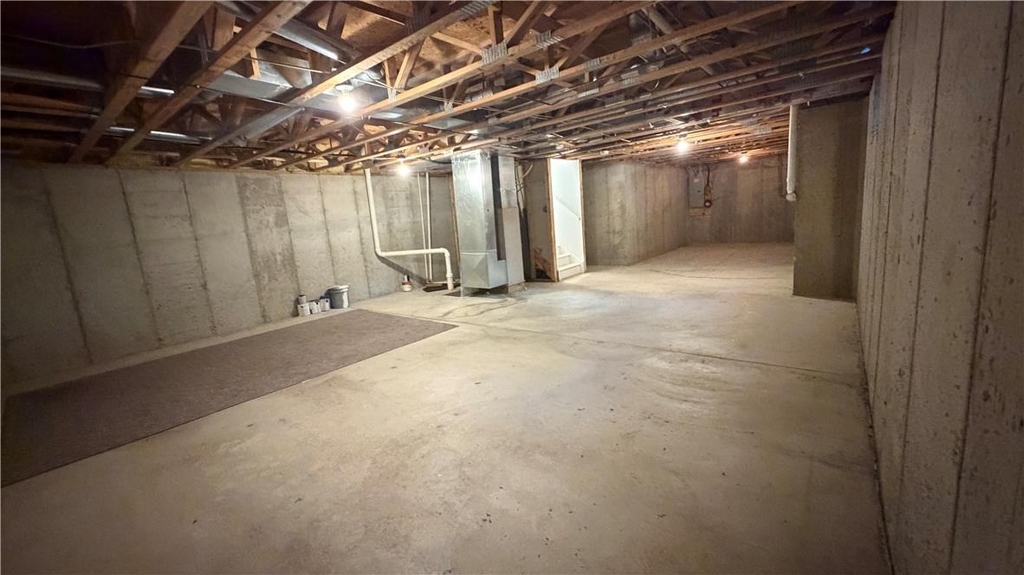 8100 Cross Creek Circle W - Photo 28