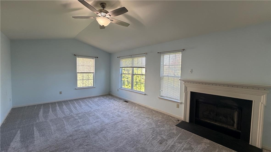 8100 Cross Creek Circle W - Photo 17