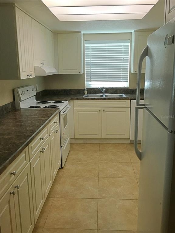 9911 Turf Court - Photo 3