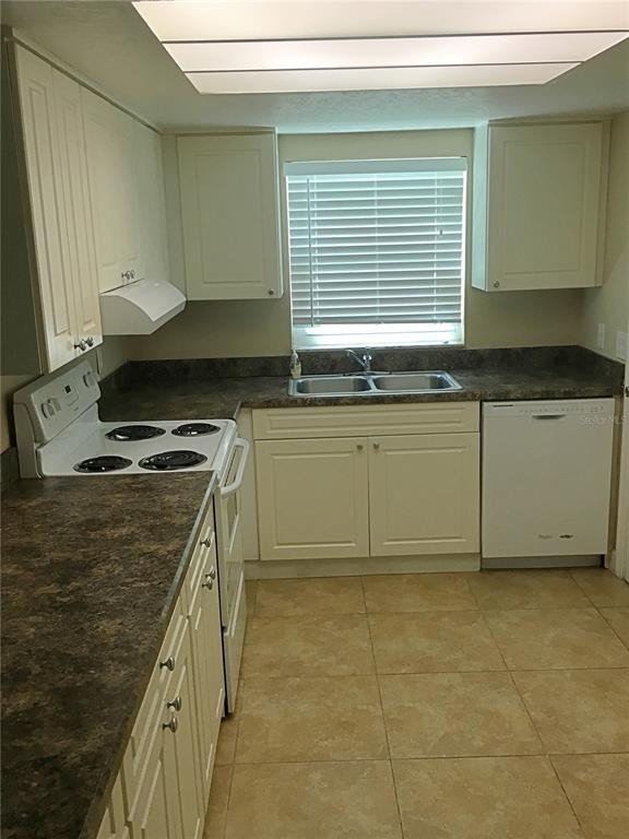 9911 Turf Court - Photo 4