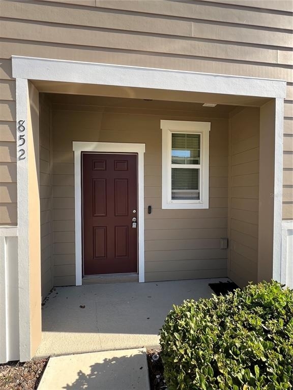 852 Grandin Street - Photo 2