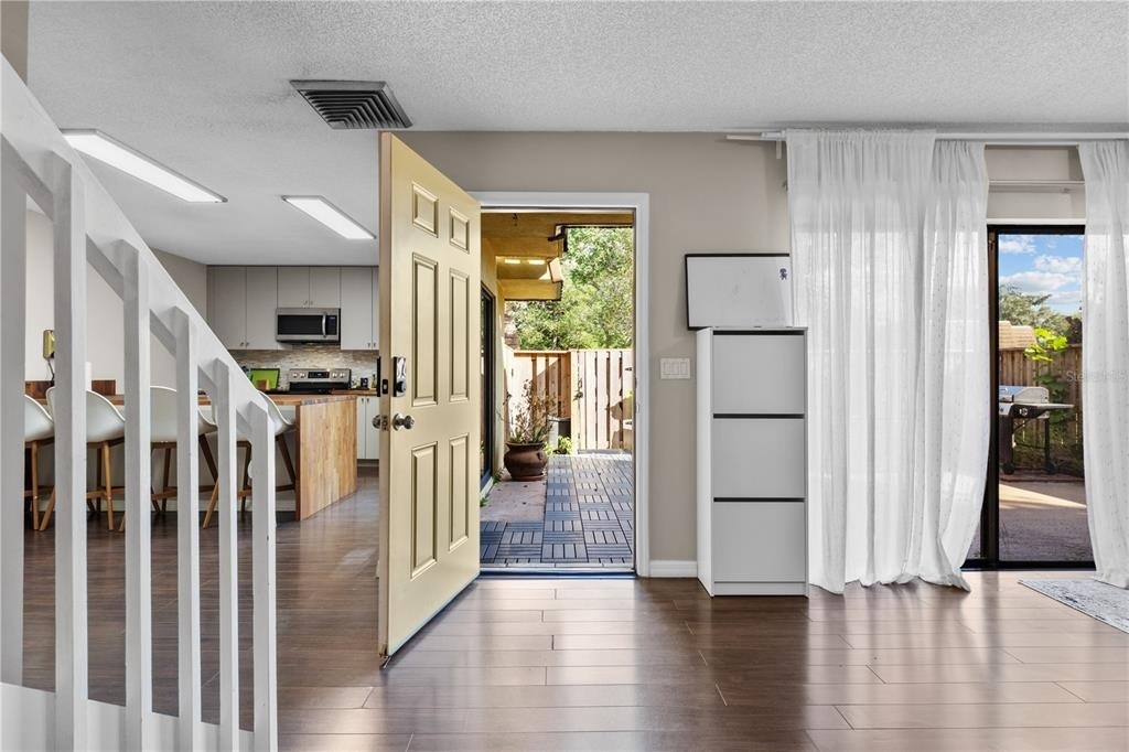 5278 Middle Court - Photo 6