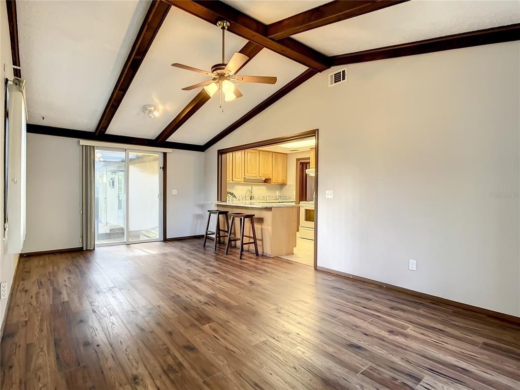 310 Camellia Street - Photo 4
